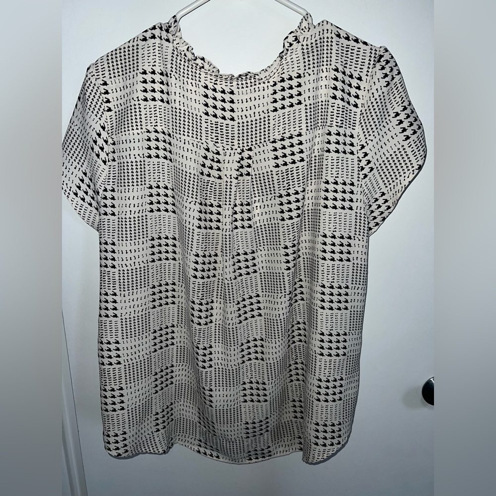 NWT 41 Hawthorn Short Sleeved Blouse Cream and Black size XXL Stitch Fix - Picture 9 of 15